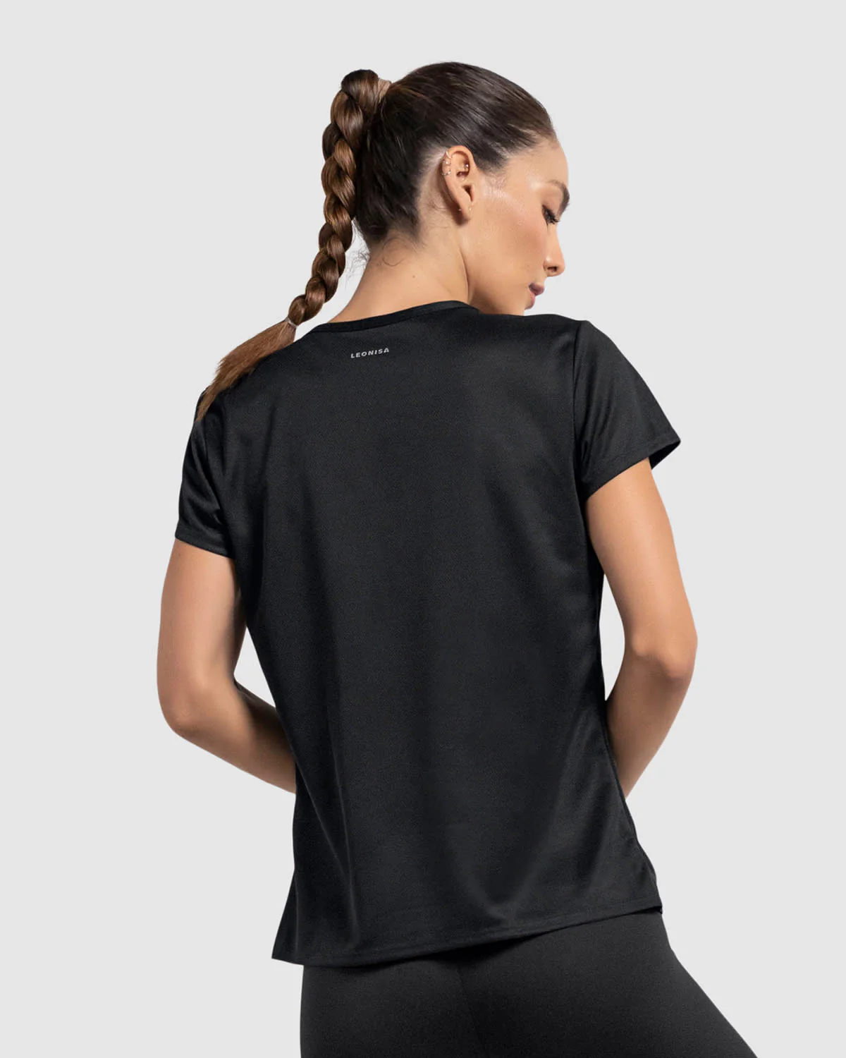Camiseta deportiva de secado rápido y silueta semiajustada - Image 7