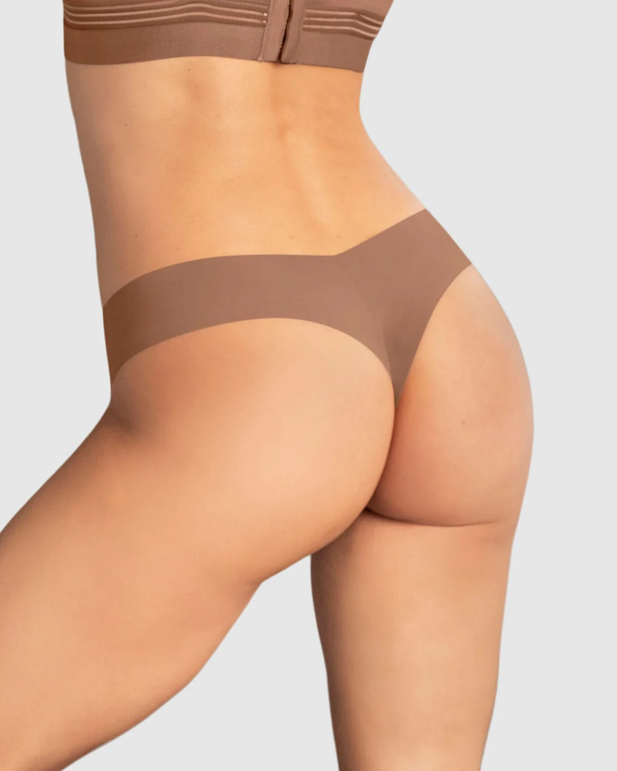 Panty brasilera invisible ultraplano sin elásticos y de pocas costuras - Image 5