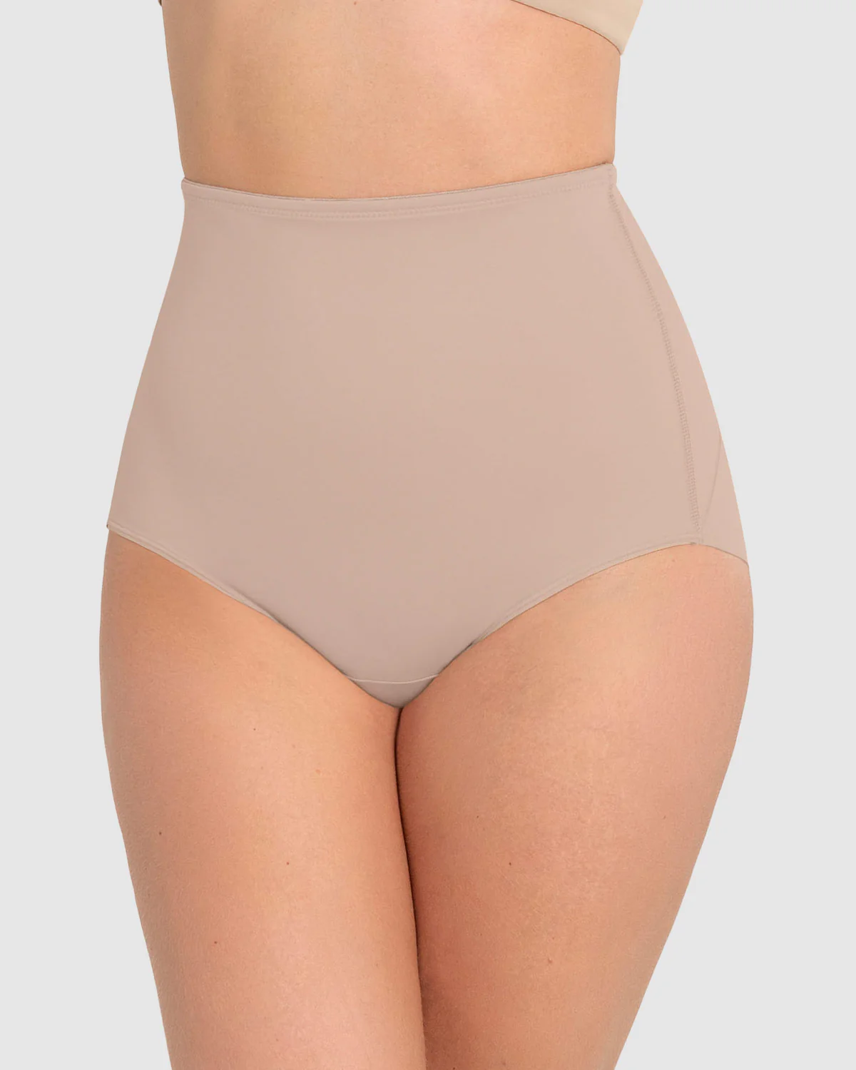 Panty clásico de control, tiro extra alto - Image 12