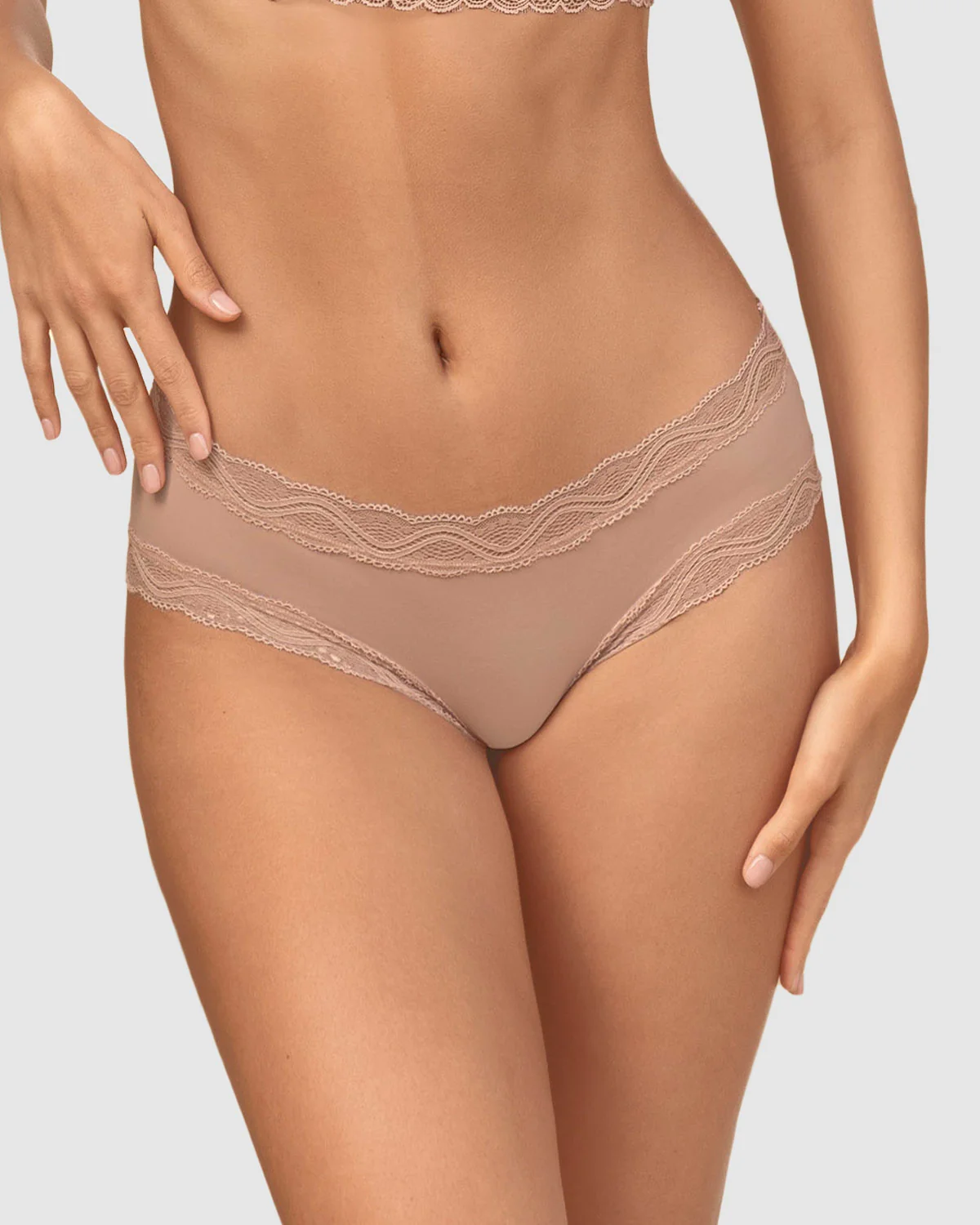 Panty hípster tiro medio en tela lisa y encaje - Image 10